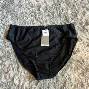 NWT Your Best Look women’s black swim bottoms